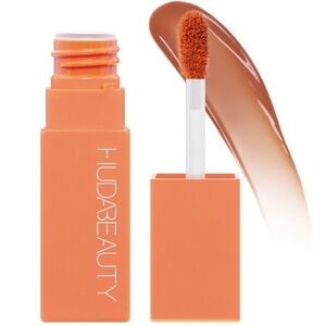 ⚡️💕Huda Beauty Apricot Kiss Lip Blush